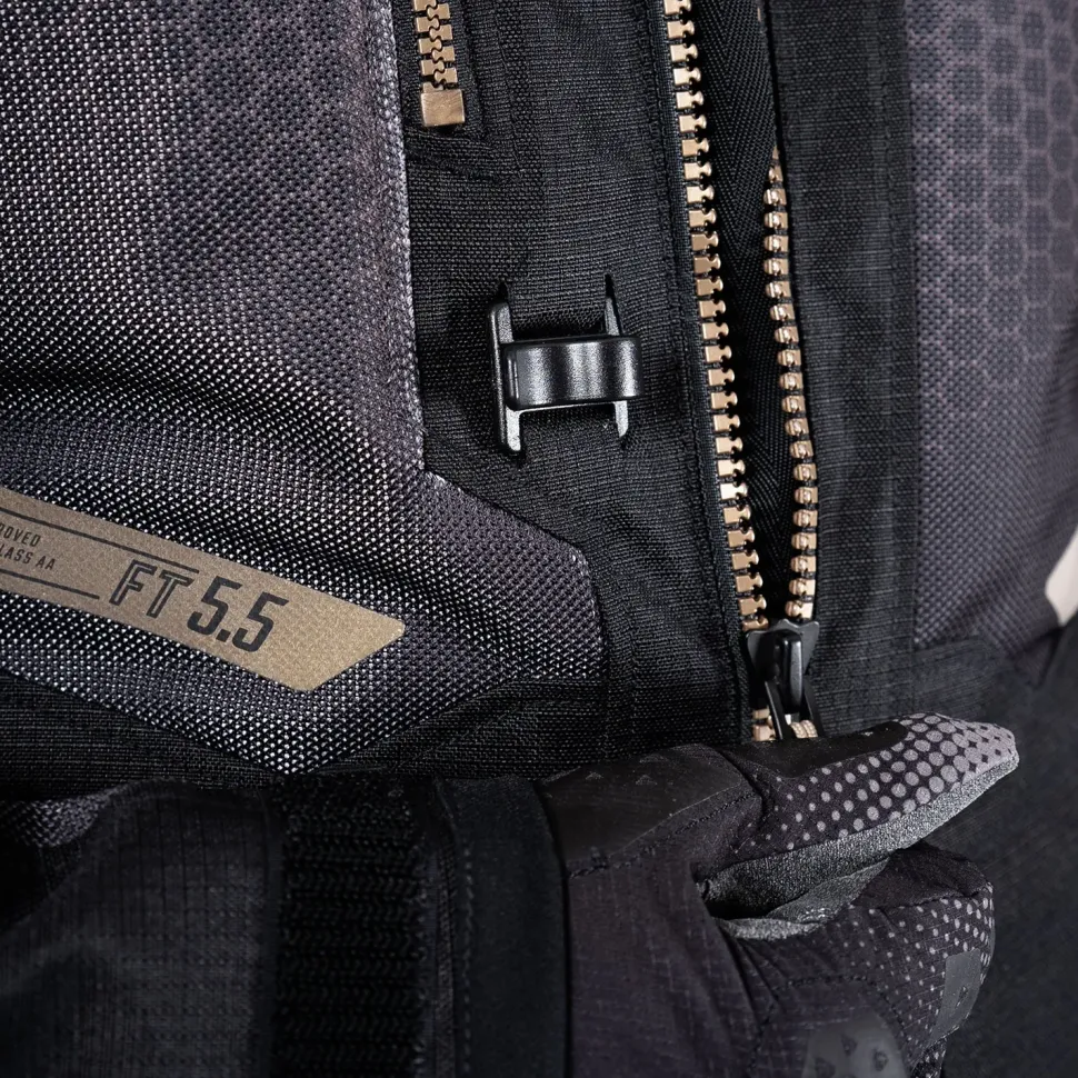Leatt Jacka ADV FlowTour 5.5 Stealth Svart/Grå