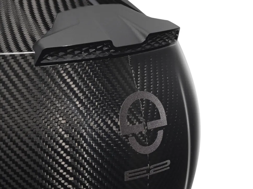 Schuberth Hjälm E2 Carbon svart